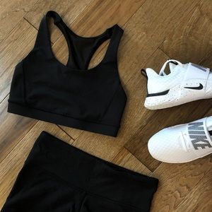 Lululemon high impact sport bra